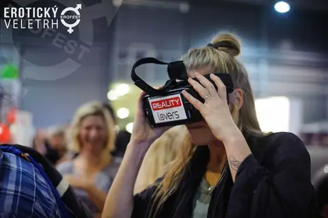 Erotický veletrh 2016 — fotografie 21 z 36