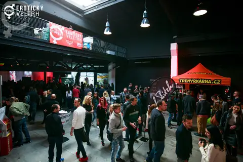 Erotický veletrh Bratislava 2017 — fotografie 10 z 24