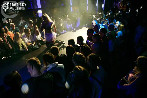 Erotický veletrh Bratislava 2017 — fotografie 17 z 24
